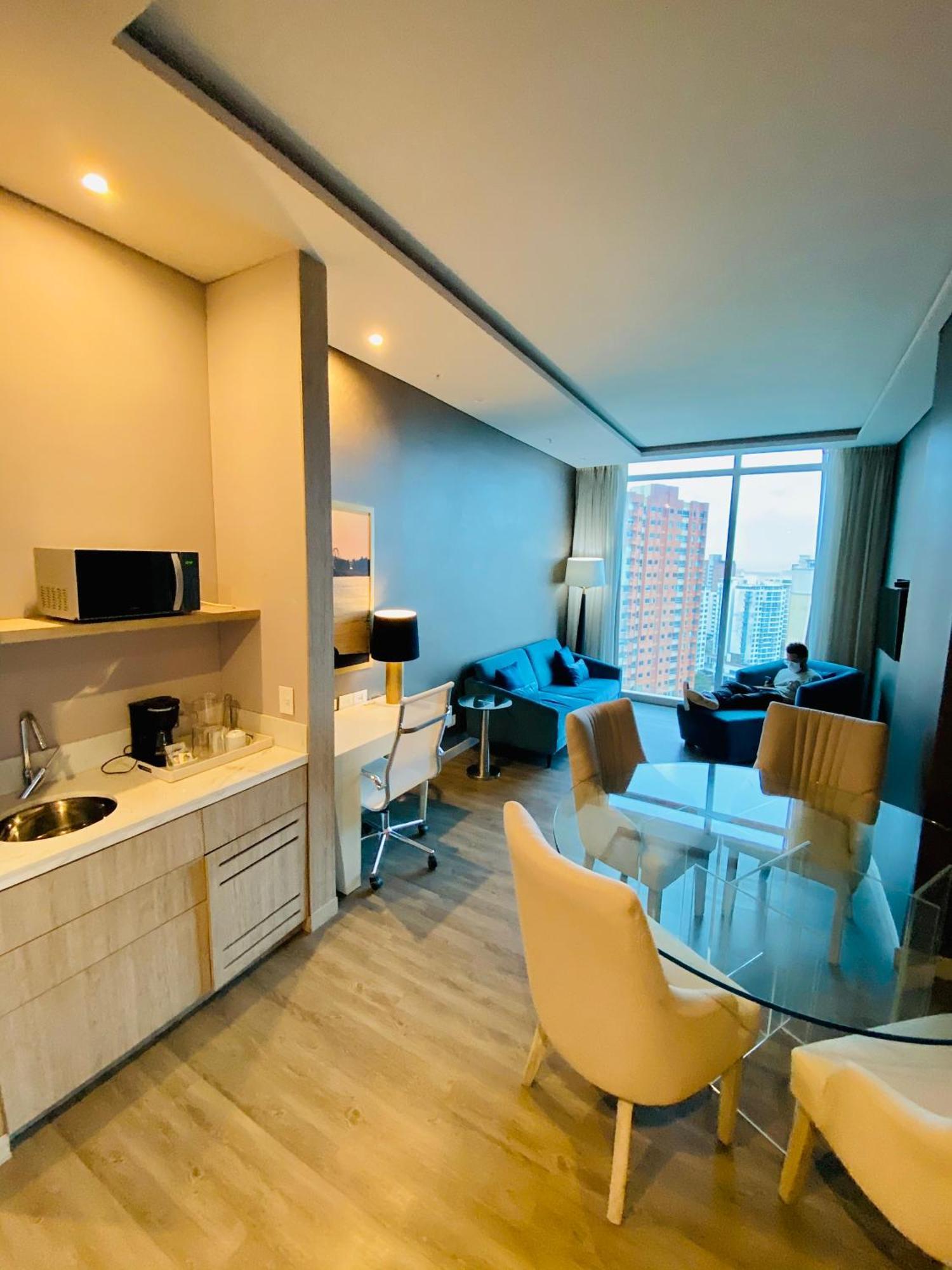 Отель Crowne Plaza Barranquilla By Ihg Экстерьер фото