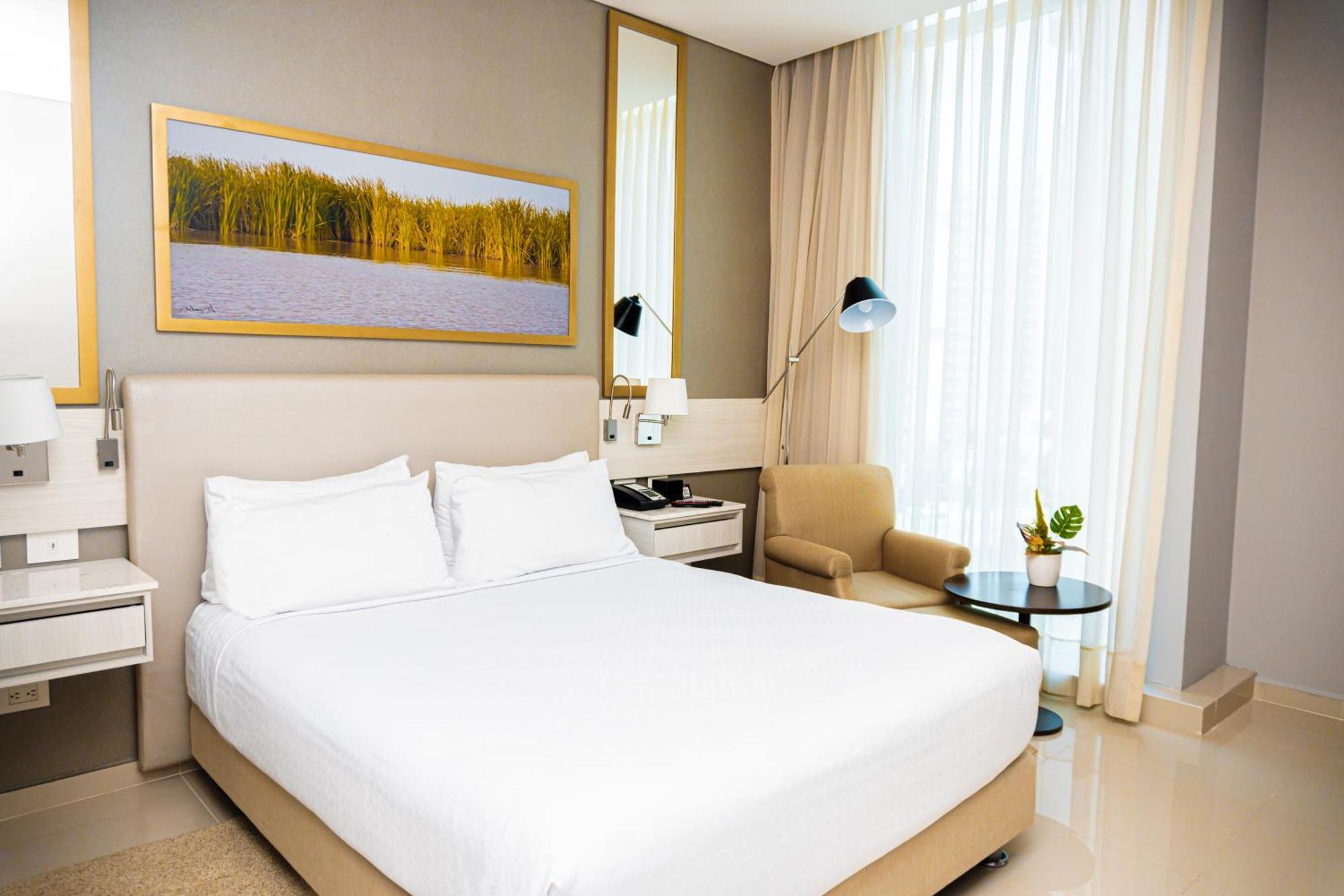 Отель Crowne Plaza Barranquilla By Ihg Экстерьер фото