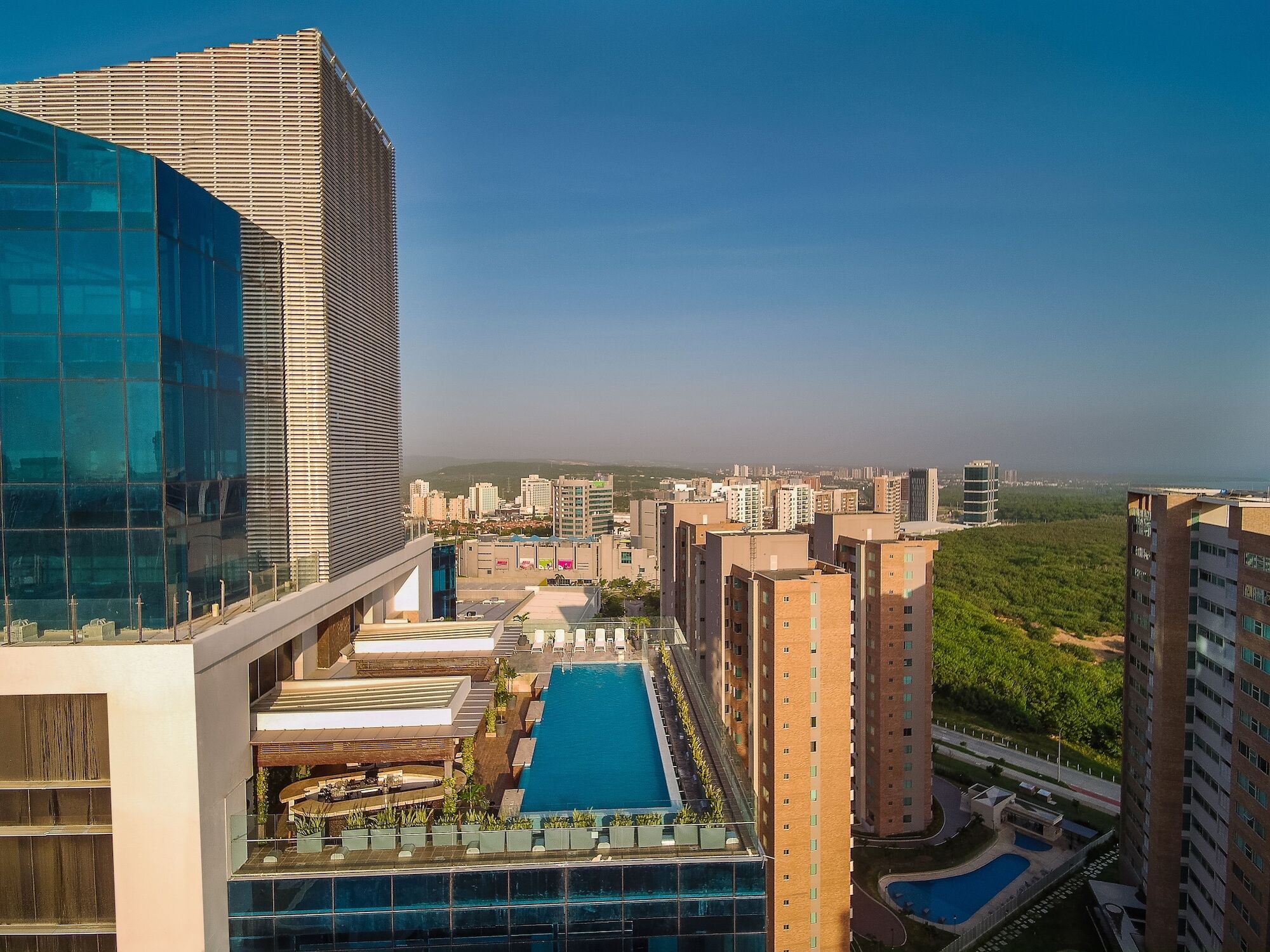 Отель Crowne Plaza Barranquilla By Ihg Экстерьер фото